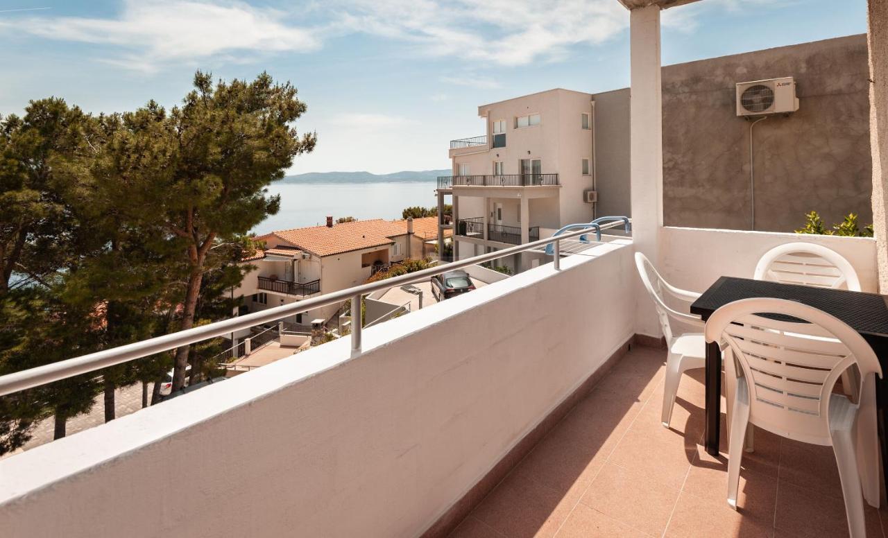 Apartments Lile Brela Extérieur photo